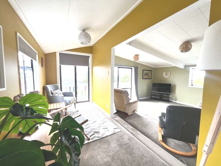 22 Moana Street Riverton_10