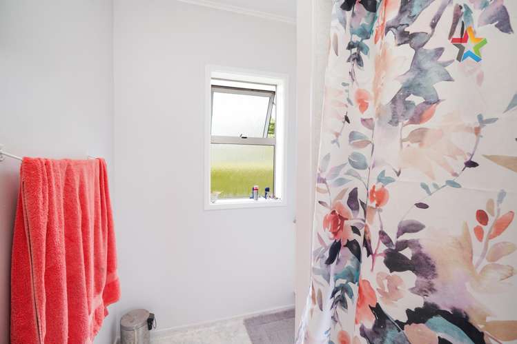 35 Sinclair Avenue Nightcaps_11