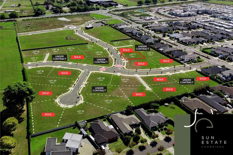 4 Sir Tristram Boulevard_0