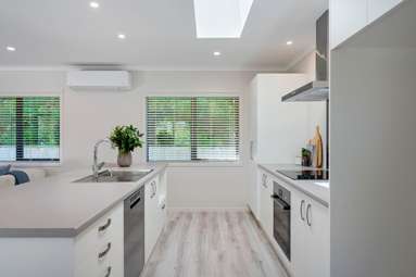 62 Awanui Drive_3