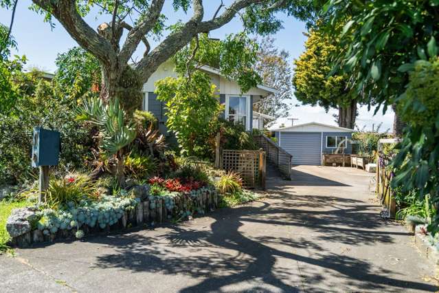 Dream Big in a Gorgeous Garden Sanctuary