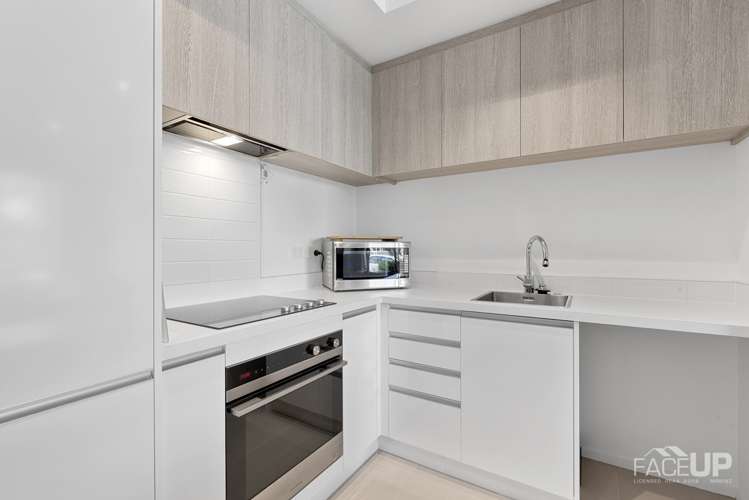 90 Squadron Drive Hobsonville_7