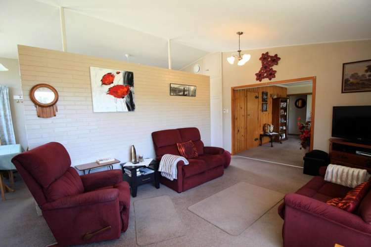 108 Russell Street Alexandra_2