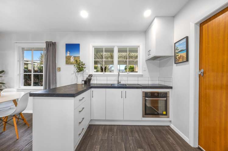 281 Avonhead Road Avonhead_5