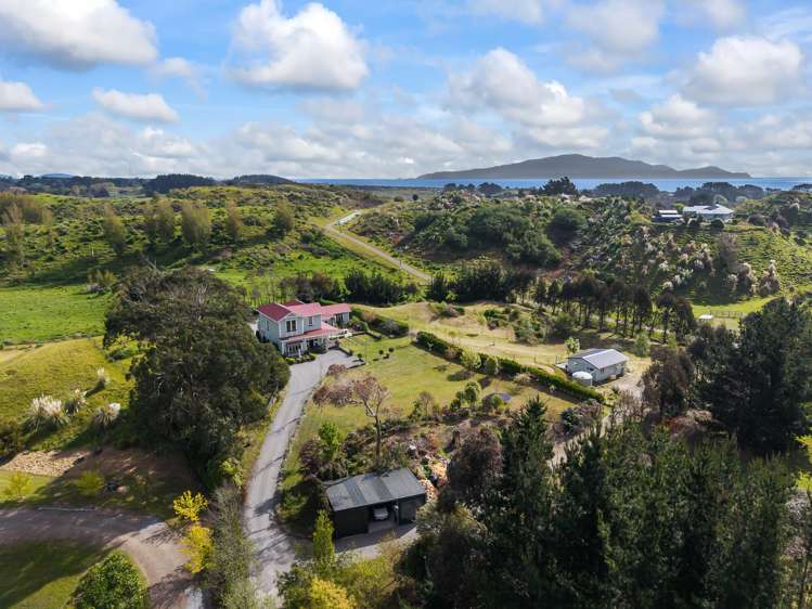 155 Peka Peka Road Peka Peka_31