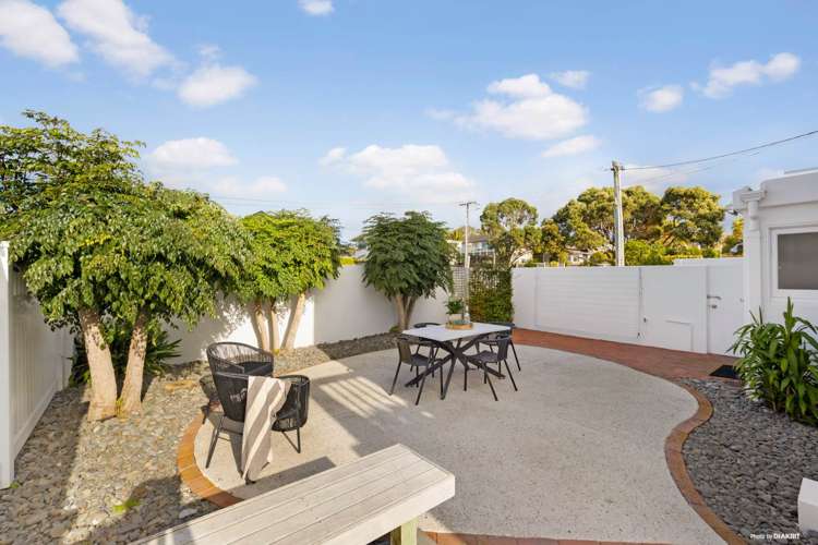 26A Sanders Avenue Takapuna_18