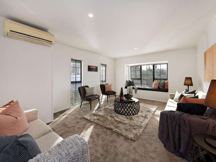 2/7 Te Atatu Road Te Atatu South_4