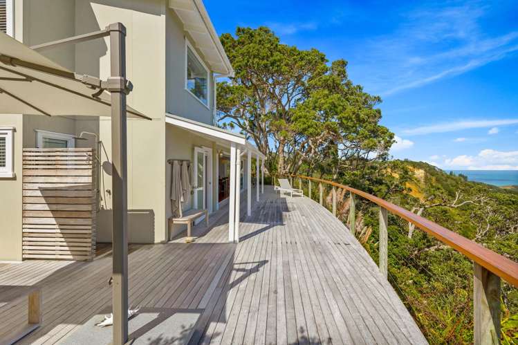 39 Oaia Road Muriwai_25