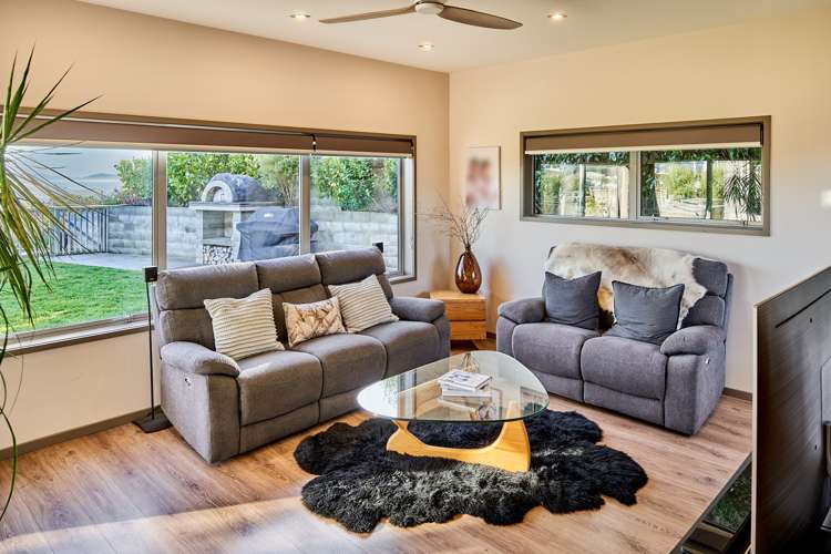 17 Mo Street Camborne_4