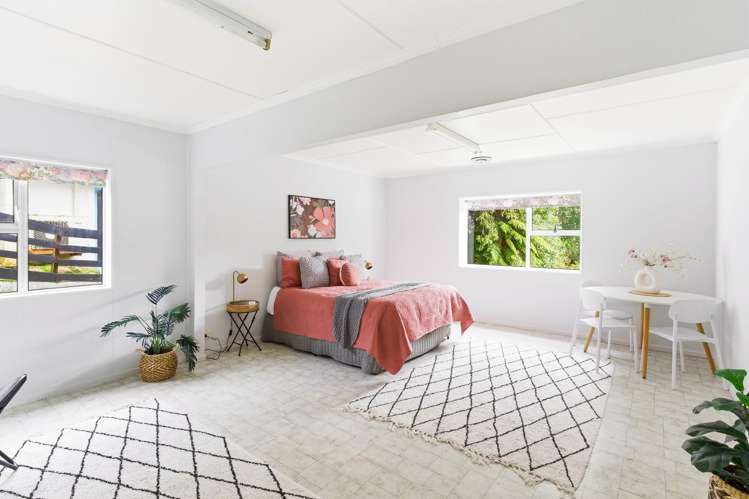 42 Cliffs Road St Clair_19