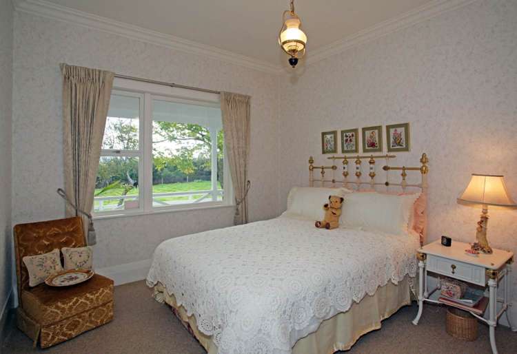 757 Glenbrook Road Kingseat_10