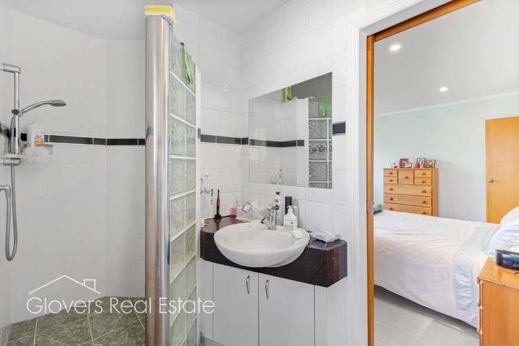 2/169 Titirangi Road New Lynn_12