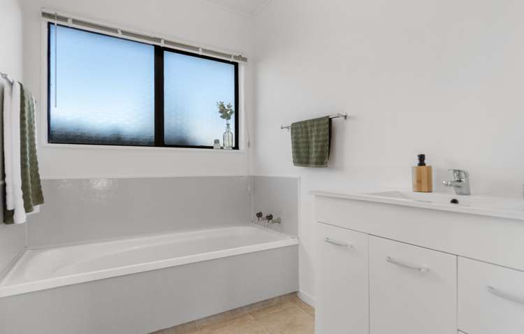 228 Gravatt Road Papamoa_13