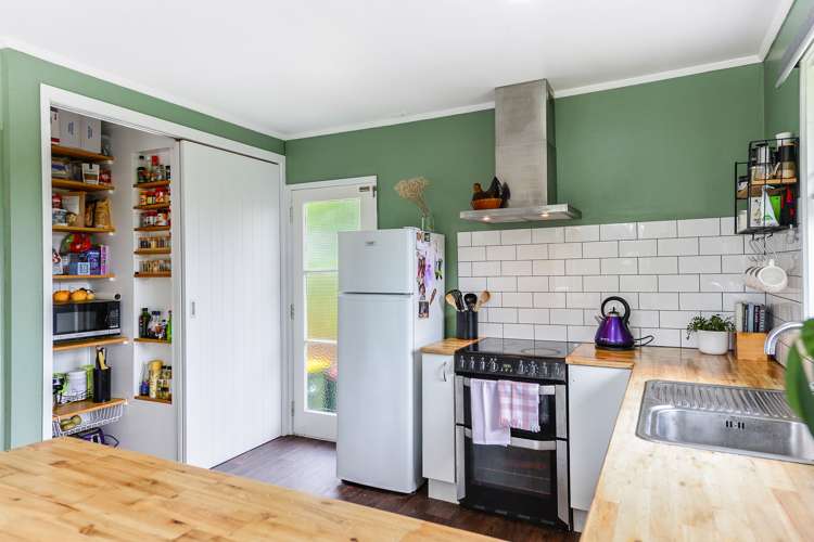 70 Livingstone Avenue Nawton_10