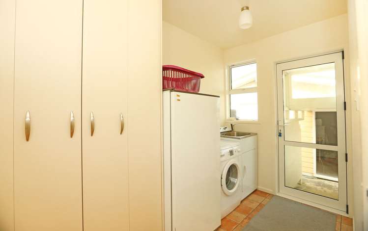 16 Madison Place Miramar_13