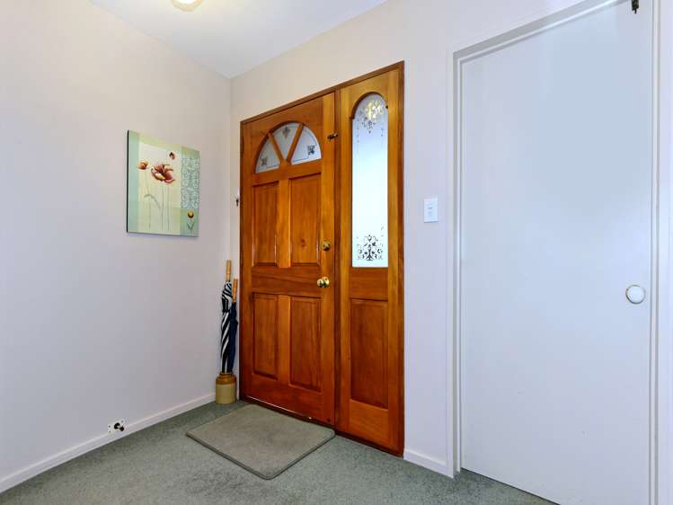 9a Devon Crescent Darfield_3