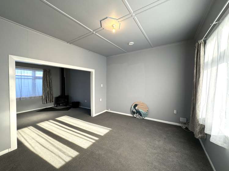 86 Salcombe Street Kaitangata_9