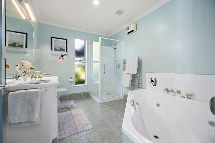 4 Marchwood Grove Richmond_18