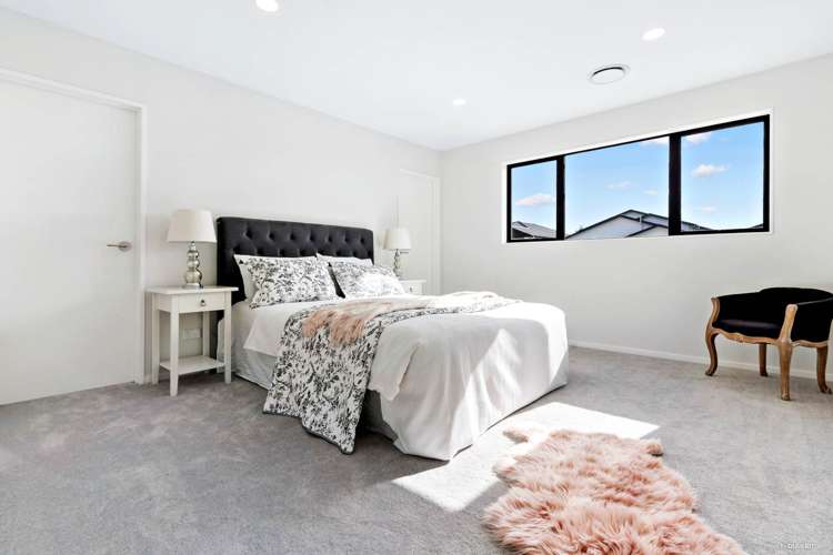 4 Lisnoble Road Flat Bush_13