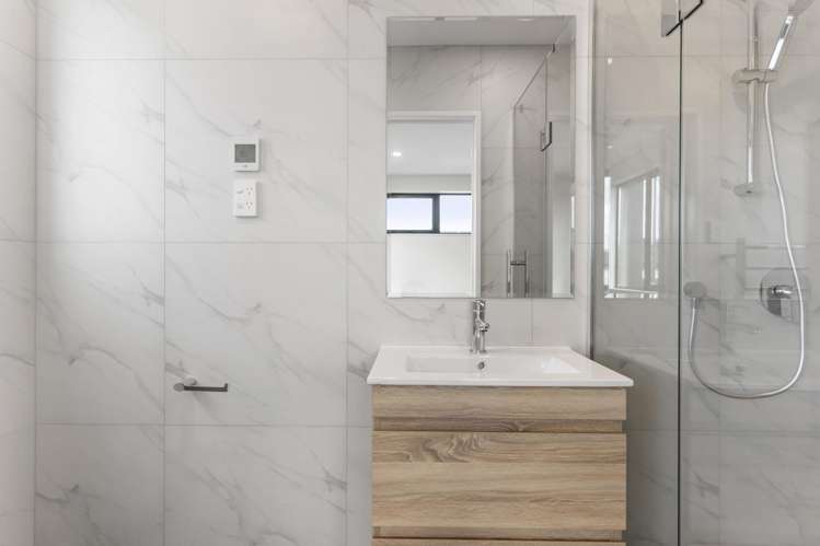 20A Plane Street Avondale_10