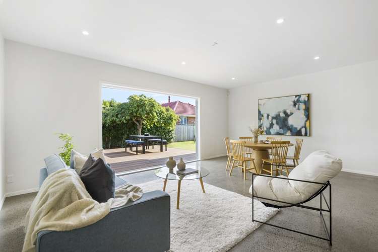 17a Crawford Avenue Mangere Bridge_5