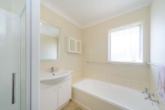 1 Elly Court Feilding_3