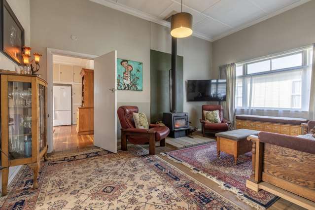 43 Gordon Street Dannevirke_2