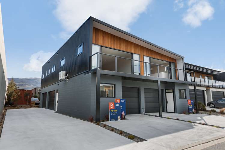 12 Le Mans Grove Cromwell_16