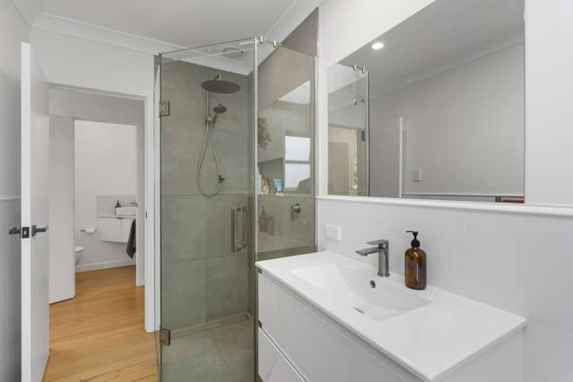 2/30 Lyttelton Avenue Forrest Hill_4