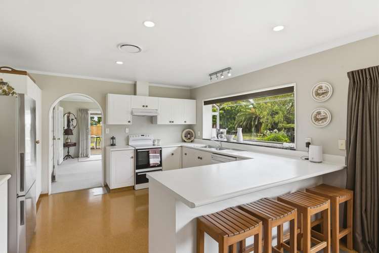 4 Lakewood Grove Levin_3