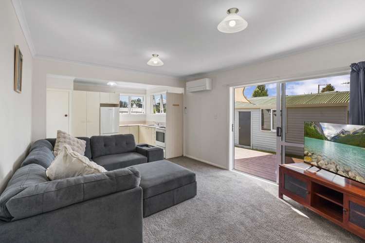 2/118 Gillies Avenue Taupo_2