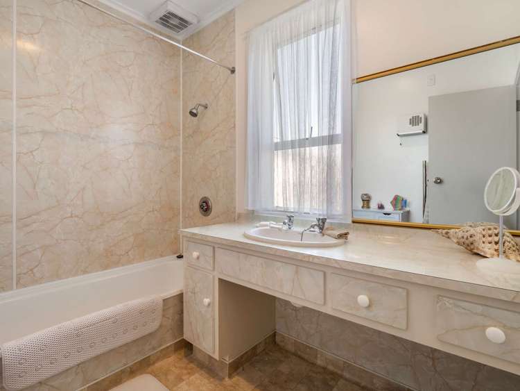 7 Caffray Avenue Aramoho_19