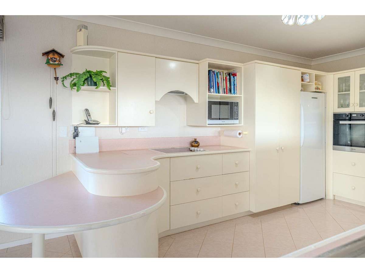 105 Kemp Road_5