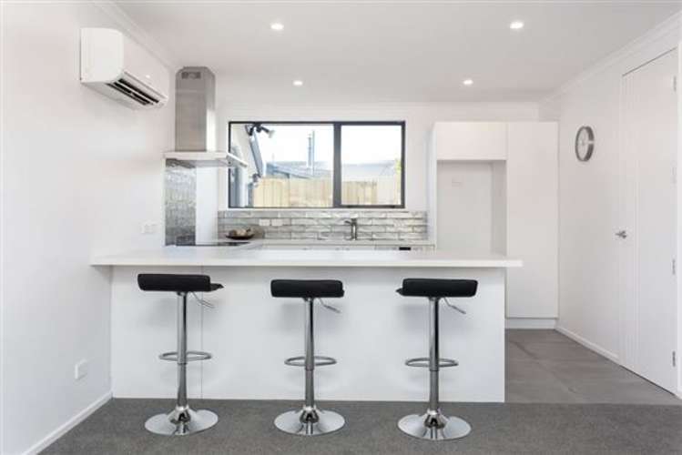 68b Travis Road Burwood_5