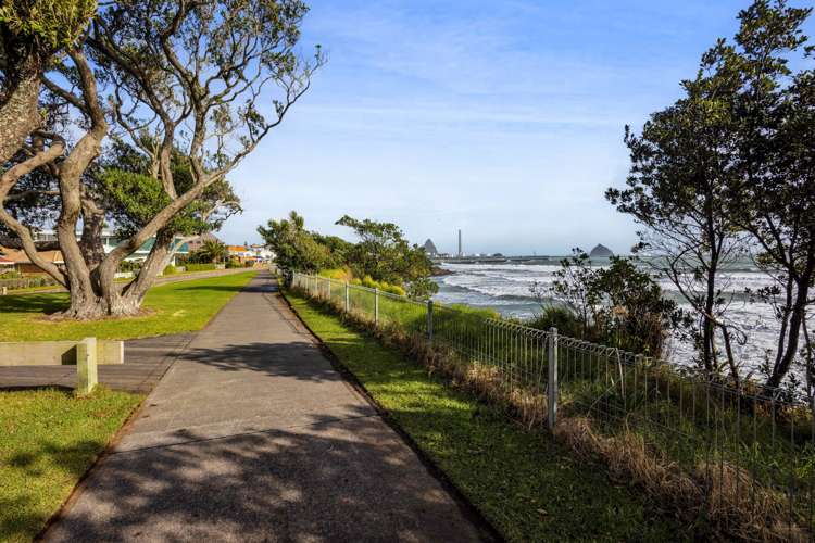 2 Kawaroa Close New Plymouth Central_29