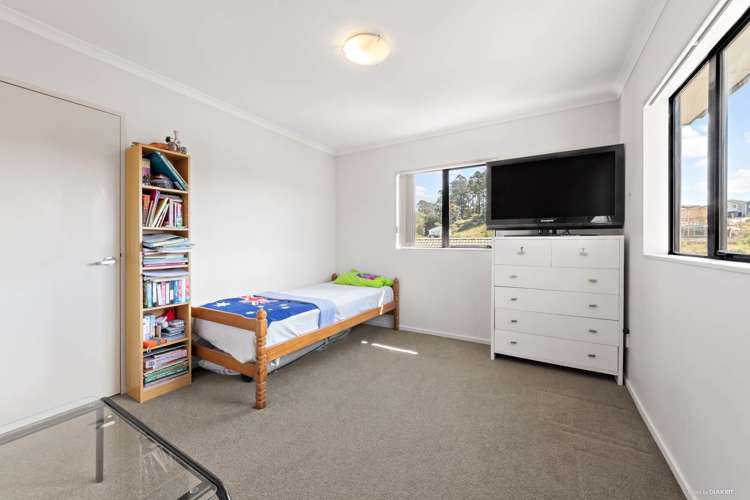 22 Burtons Drive Swanson_9