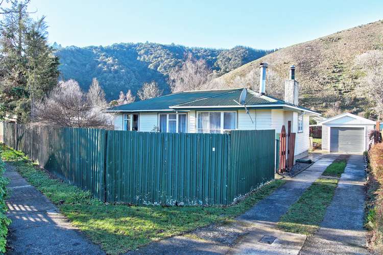 7 Tawa Place Tapawera_16