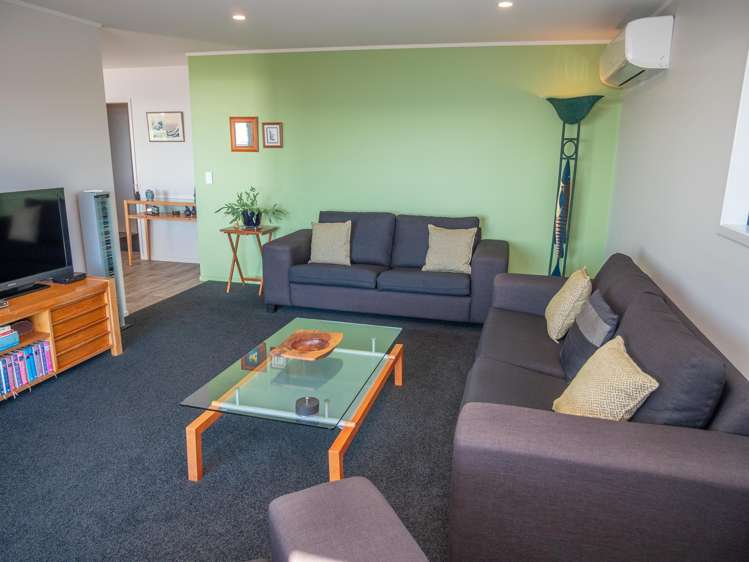 37 Dudley Crescent Cable Bay_13