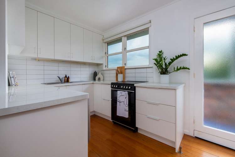 3/449 Beach Road Mairangi Bay_10