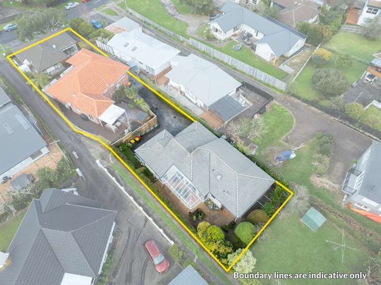 2/34 Parkhill Road Mellons Bay_22