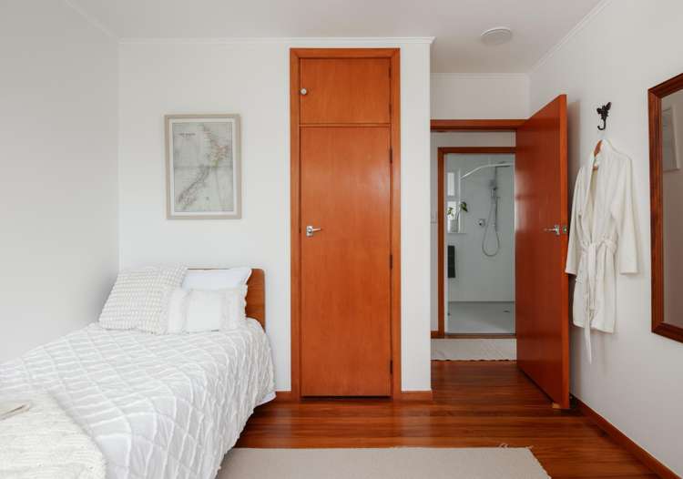 10 Leon Street Riverdale_9