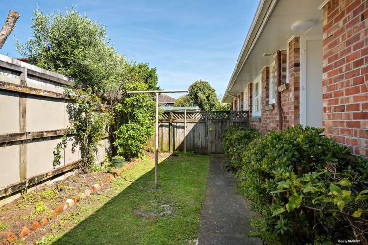 5/2 Saltburn Road Milford_10