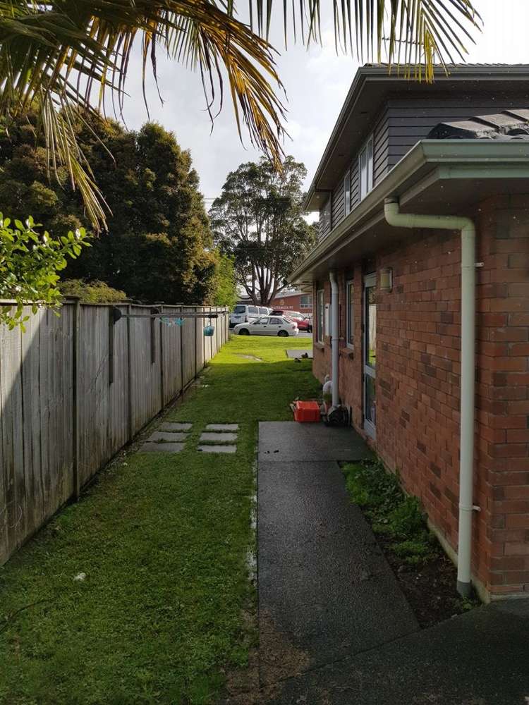 3 Riverglade Parkway Te Atatu South_10