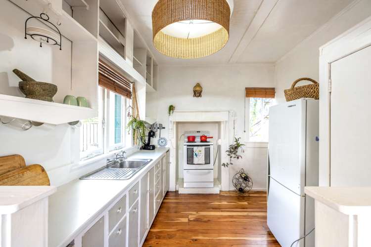 13 Surfdale Road Surfdale_5