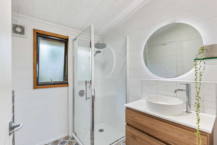 13 Lindaver Grove Merrilands_16