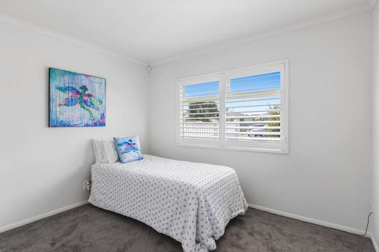 11 Francis Skinner Place Orewa_12