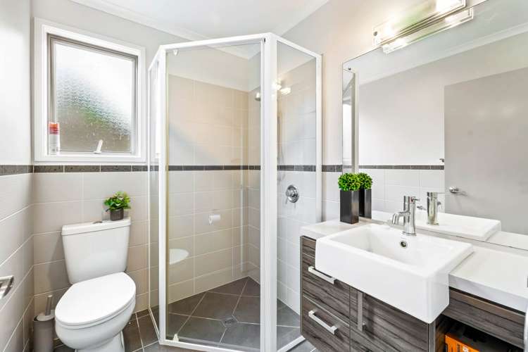 24 Bay Street Red Beach_21