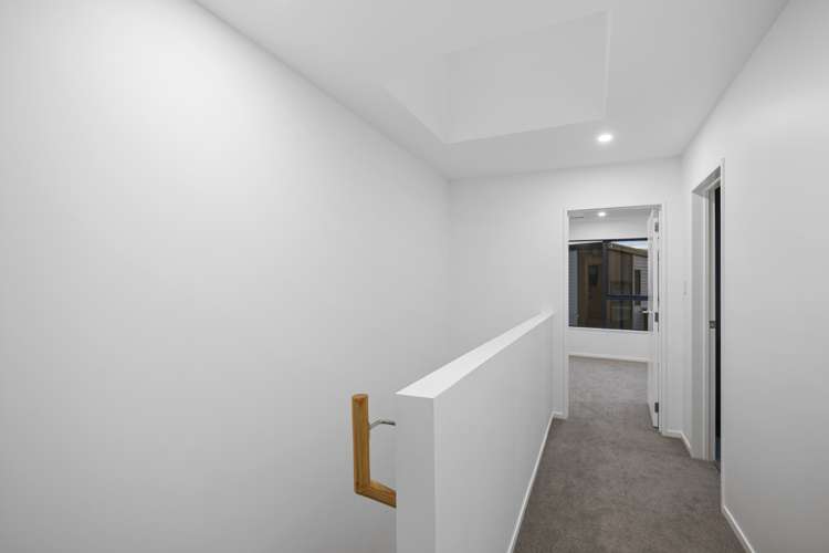 4/11 Oteha Valley Road Northcross_16