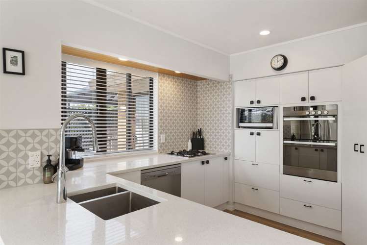 3 La Roche Place Northcote_8