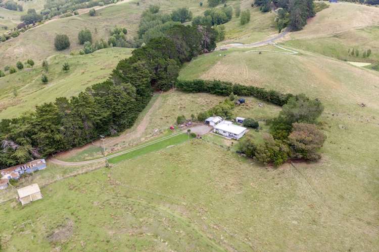 711 Blackhead Road Porangahau_23